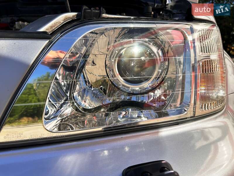 Внедорожник / Кроссовер Honda CR-V 2001 в Запорожье