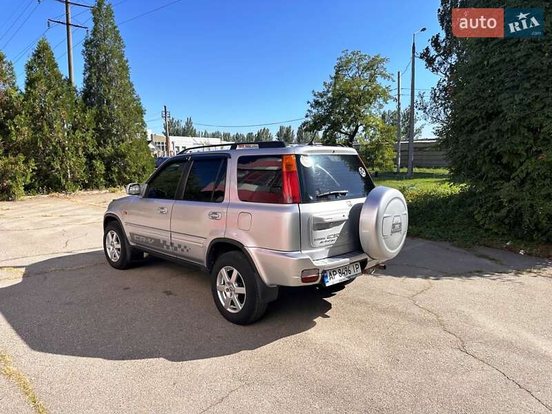 Внедорожник / Кроссовер Honda CR-V 2001 в Запорожье