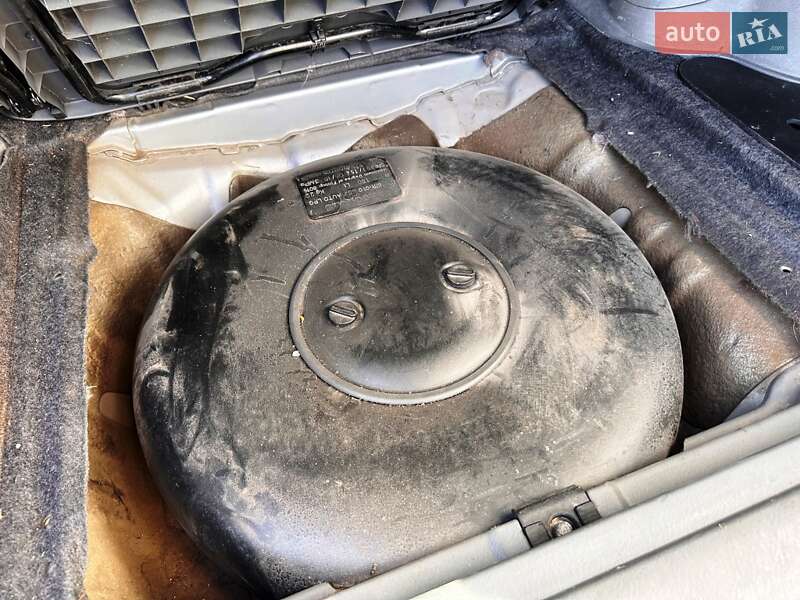 Внедорожник / Кроссовер Honda CR-V 2001 в Запорожье