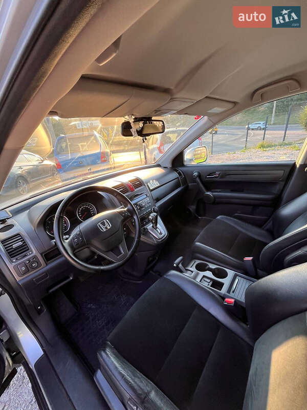 Позашляховик / Кросовер Honda CR-V 2011 в Білій Церкві