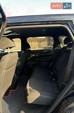 Позашляховик / Кросовер Honda CR-V 2023 в  фото 6 Позашляховик / Кросовер Honda CR-V 2023 в
