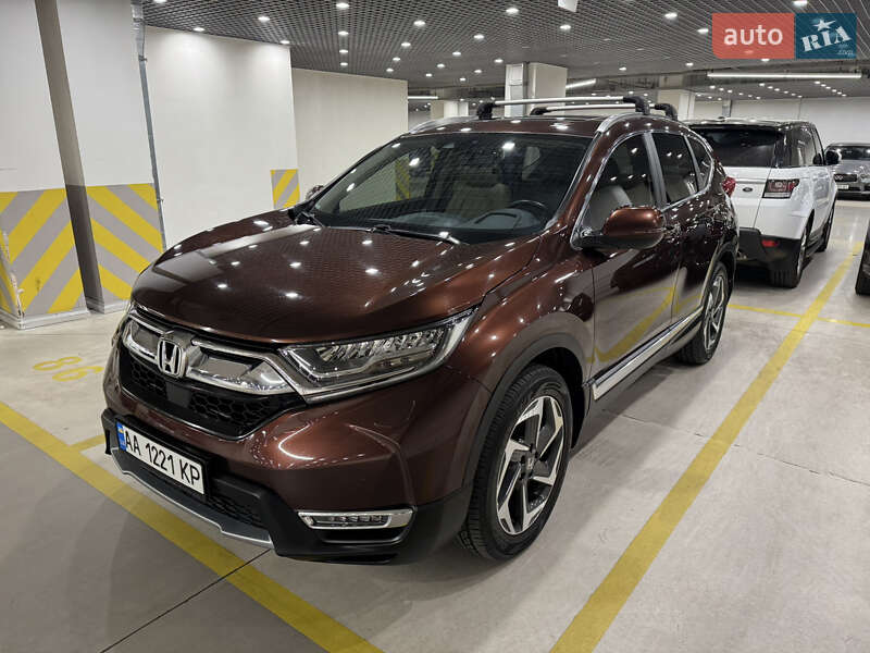 Внедорожник / Кроссовер Honda CR-V 2018 в Киеве