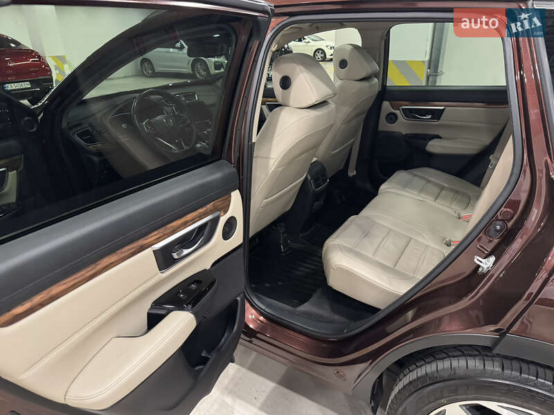 Внедорожник / Кроссовер Honda CR-V 2018 в Киеве