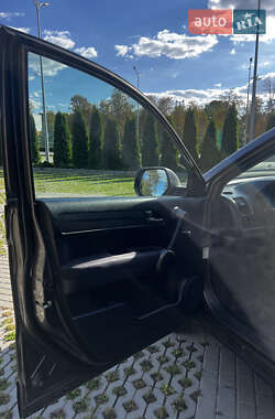 Внедорожник / Кроссовер Honda CR-V 2010 в 