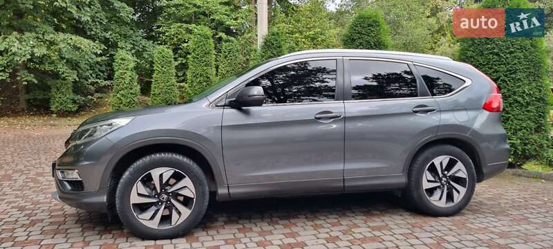 Внедорожник / Кроссовер Honda CR-V 2015 в Дрогобыче