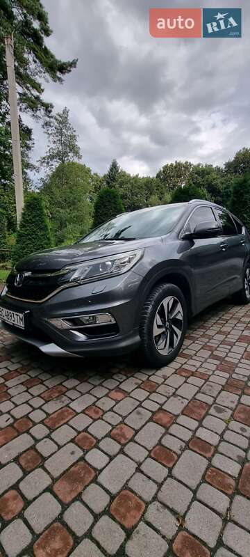 Внедорожник / Кроссовер Honda CR-V 2015 в Дрогобыче
