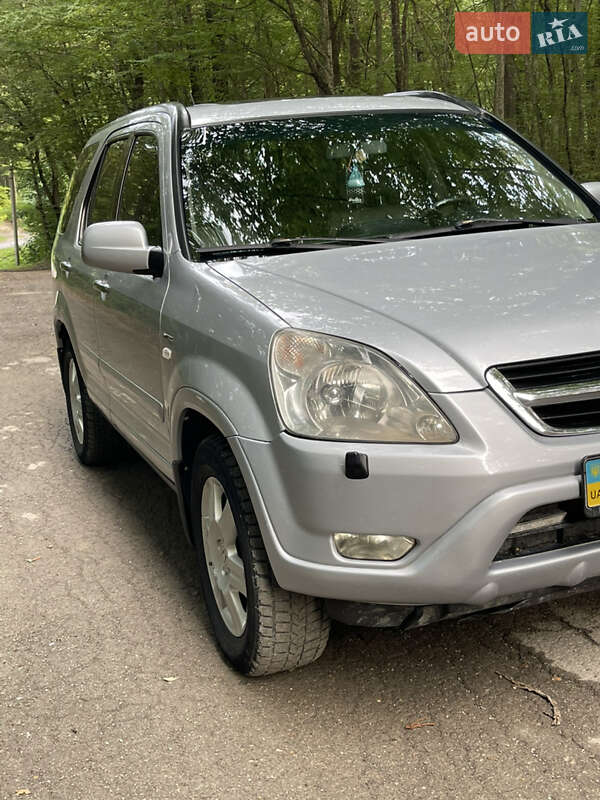 Позашляховик / Кросовер Honda CR-V 2004 в Дунаївцях
