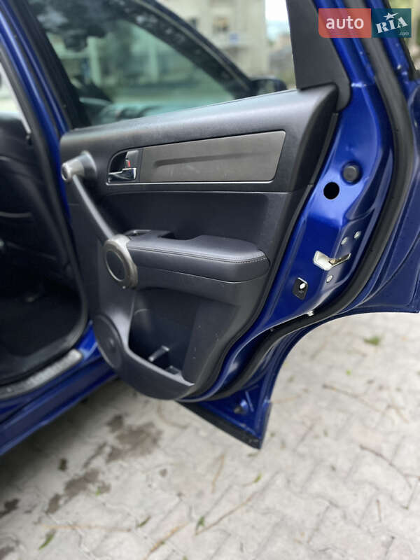 Внедорожник / Кроссовер Honda CR-V 2010 в Черновцах
