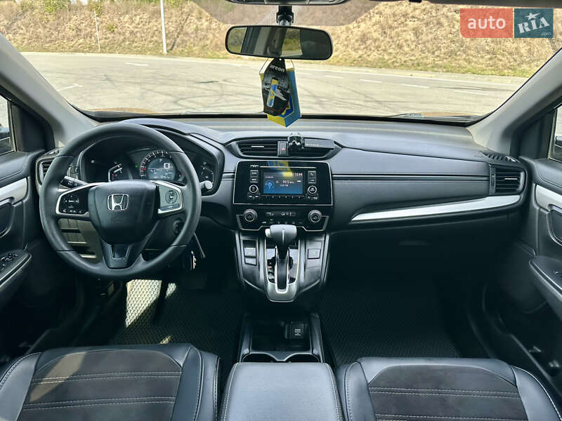 Внедорожник / Кроссовер Honda CR-V 2018 в Полтаве