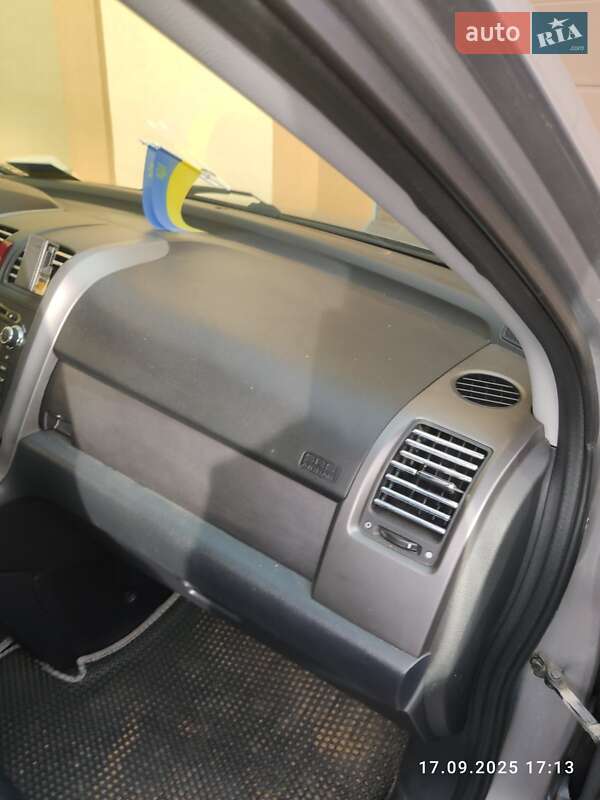 Позашляховик / Кросовер Honda CR-V 2008 в Рівному