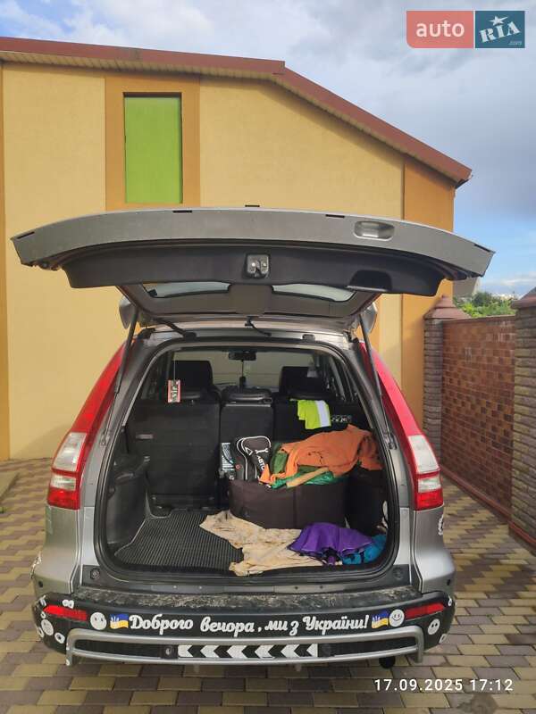 Позашляховик / Кросовер Honda CR-V 2008 в Рівному