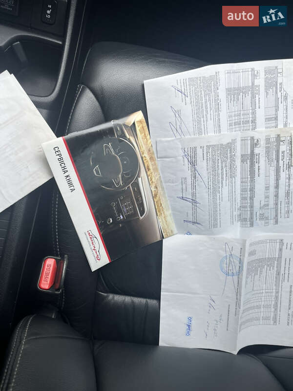 Позашляховик / Кросовер Honda CR-V 2014 в Рівному