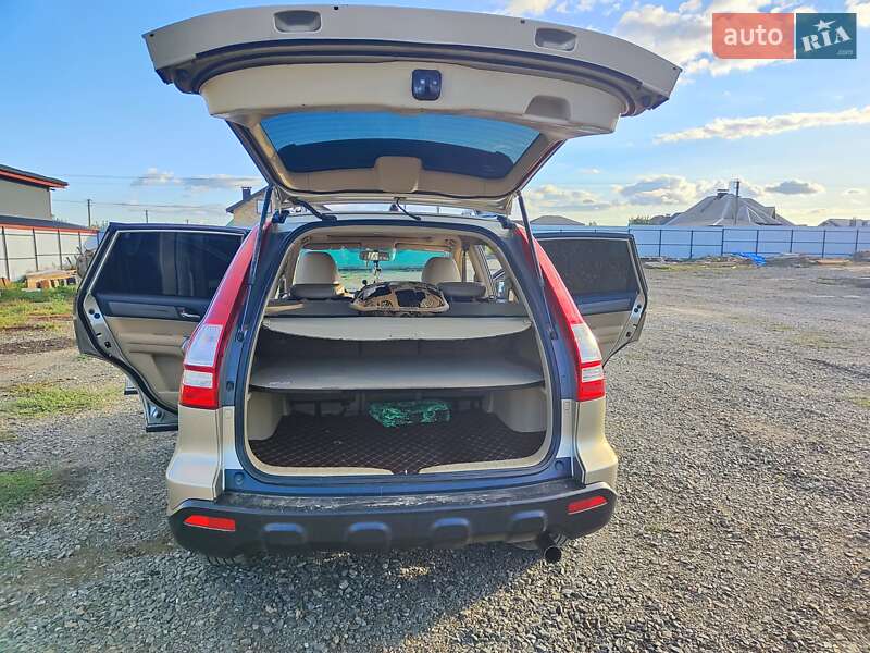 Внедорожник / Кроссовер Honda CR-V 2007 в Умани