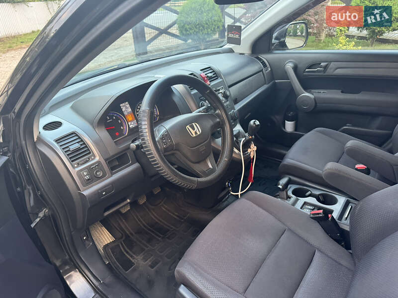 Внедорожник / Кроссовер Honda CR-V 2008 в Косове