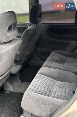 Внедорожник / Кроссовер Honda CR-V 1999 в 