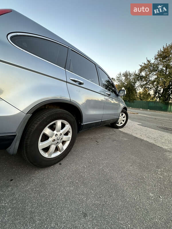 Внедорожник / Кроссовер Honda CR-V 2008 в Киеве