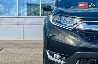 Внедорожник / Кроссовер Honda CR-V 2018 в 