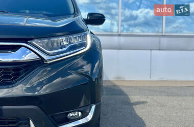 Внедорожник / Кроссовер Honda CR-V 2018 в 