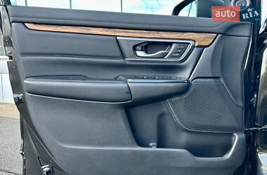 Внедорожник / Кроссовер Honda CR-V 2018 в 
