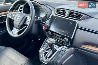 Внедорожник / Кроссовер Honda CR-V 2018 в 