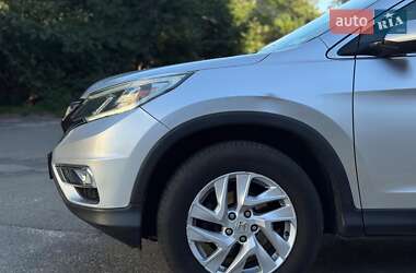 Позашляховик / Кросовер Honda CR-V 2015 в  фото 3 Позашляховик / Кросовер Honda CR-V 2015 в