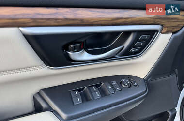 Внедорожник / Кроссовер Honda CR-V 2021 в 