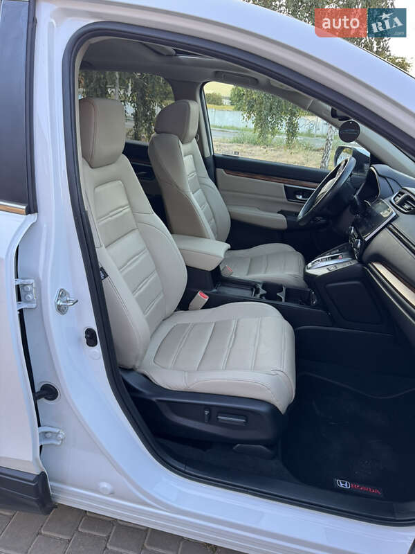 Внедорожник / Кроссовер Honda CR-V 2021 в Черноморске