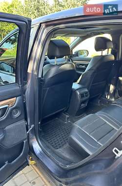 Внедорожник / Кроссовер Honda CR-V 2017 в 