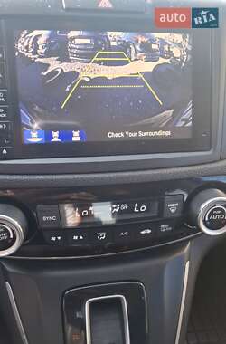 Внедорожник / Кроссовер Honda CR-V 2015 в 