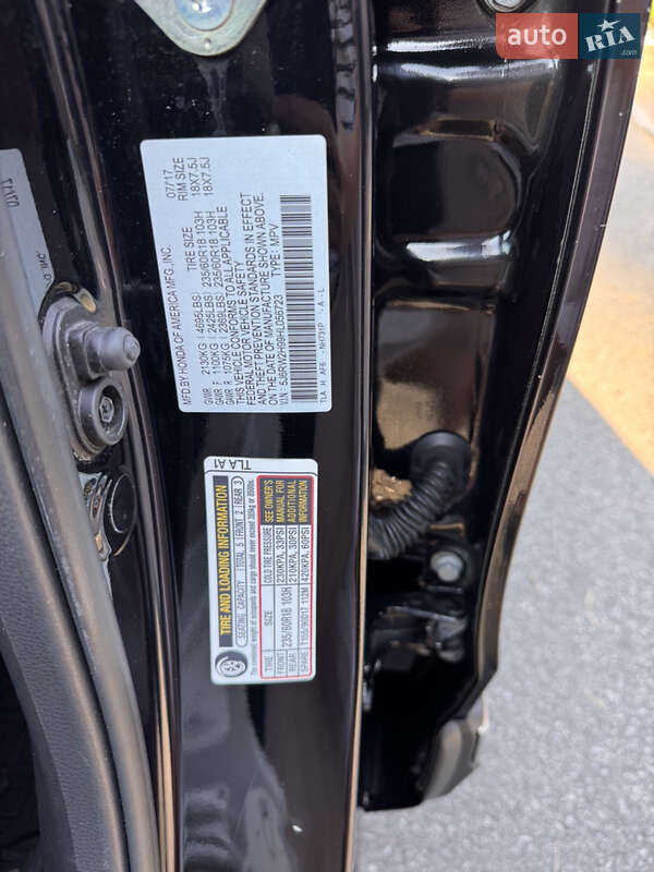 Позашляховик / Кросовер Honda CR-V 2017 в Києві