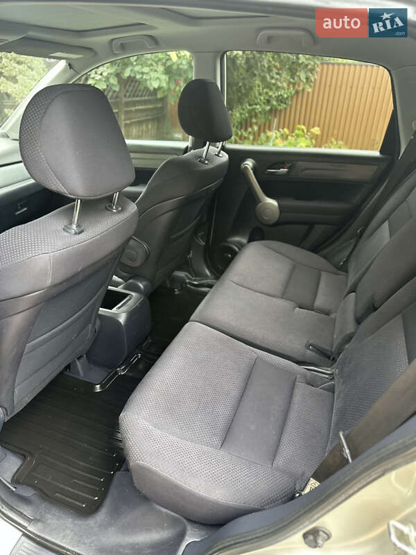 Внедорожник / Кроссовер Honda CR-V 2007 в Виннице