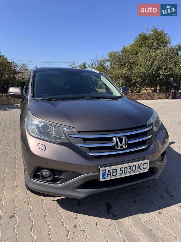 Внедорожник / Кроссовер Honda CR-V 2013 в Могилев-Подольске