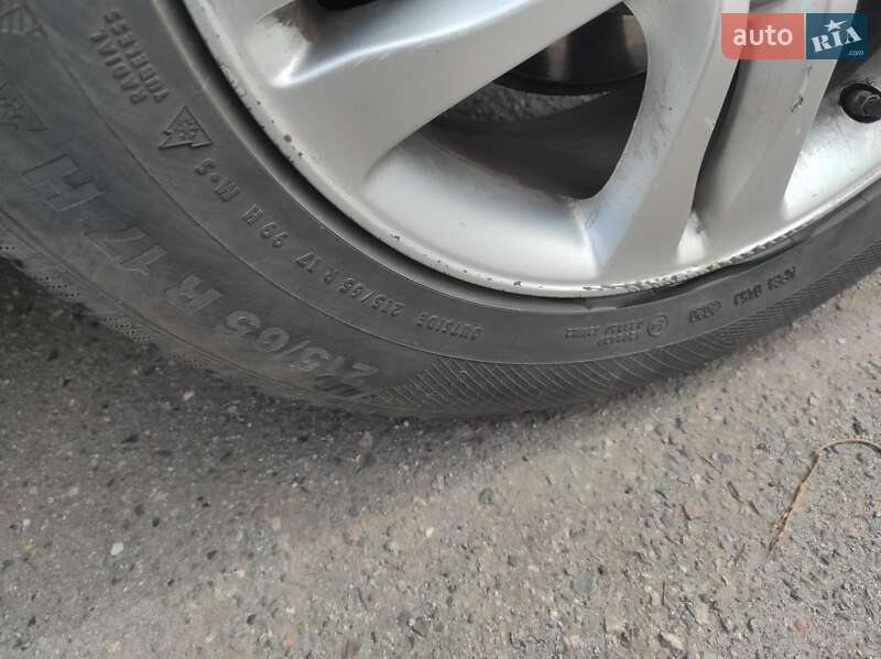 Позашляховик / Кросовер Honda CR-V 2010 в Кривому Розі