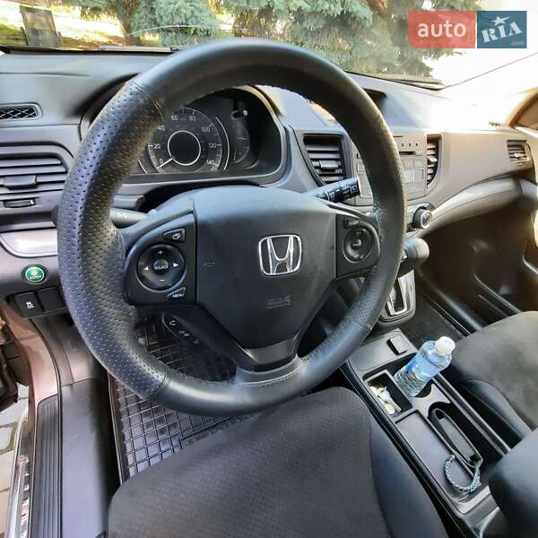 Внедорожник / Кроссовер Honda CR-V 2015 в Ивано-Франковске