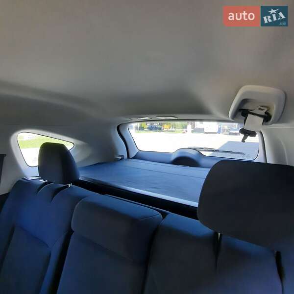 Внедорожник / Кроссовер Honda CR-V 2015 в Ивано-Франковске