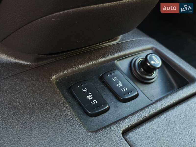 Внедорожник / Кроссовер Honda CR-V 2013 в Днепре