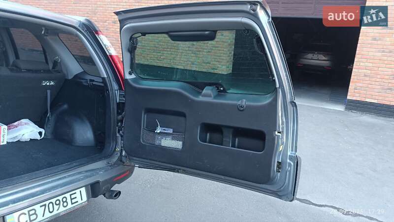 Внедорожник / Кроссовер Honda CR-V 2005 в Чернигове