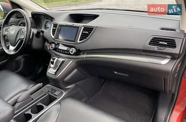 Внедорожник / Кроссовер Honda CR-V 2015 в 