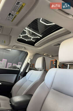 Внедорожник / Кроссовер Honda CR-V 2014 в 