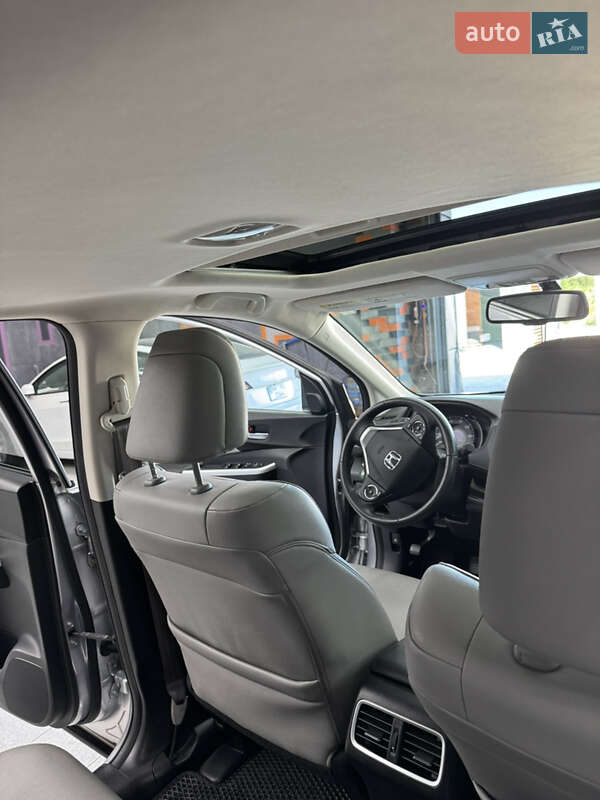 Внедорожник / Кроссовер Honda CR-V 2014 в Житомире