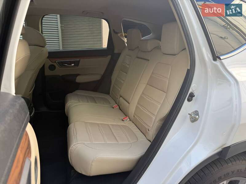 Внедорожник / Кроссовер Honda CR-V 2020 в Киеве