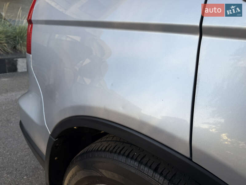Внедорожник / Кроссовер Honda CR-V 2012 в Киеве