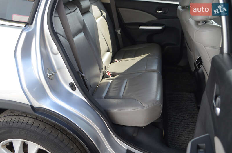 Внедорожник / Кроссовер Honda CR-V 2016 в Киеве