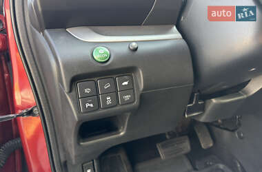 Внедорожник / Кроссовер Honda CR-V 2013 в 
