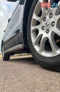 Внедорожник / Кроссовер Honda CR-V 2007 в 