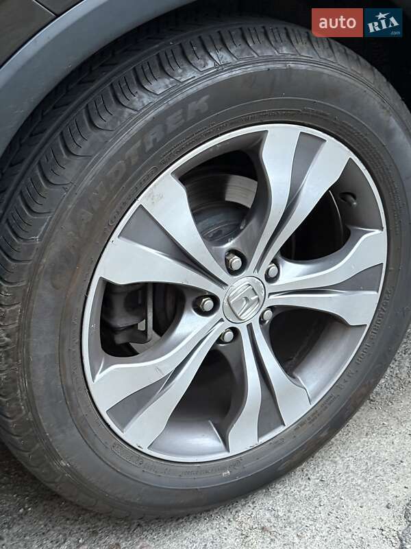Внедорожник / Кроссовер Honda CR-V 2013 в Киеве