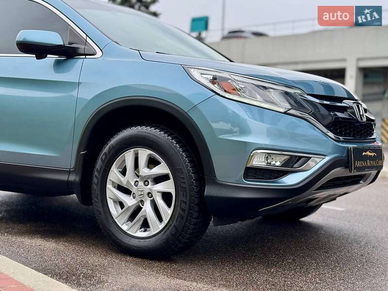 Внедорожник / Кроссовер Honda CR-V 2015 в Киеве