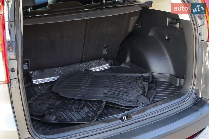 Внедорожник / Кроссовер Honda CR-V 2013 в Киеве