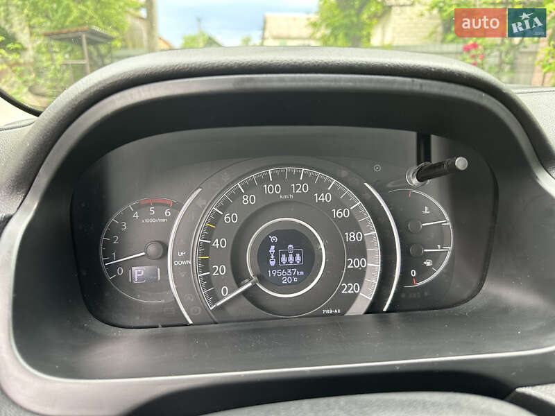 Внедорожник / Кроссовер Honda CR-V 2016 в Чернигове