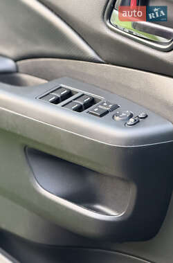 Внедорожник / Кроссовер Honda CR-V 2014 в 